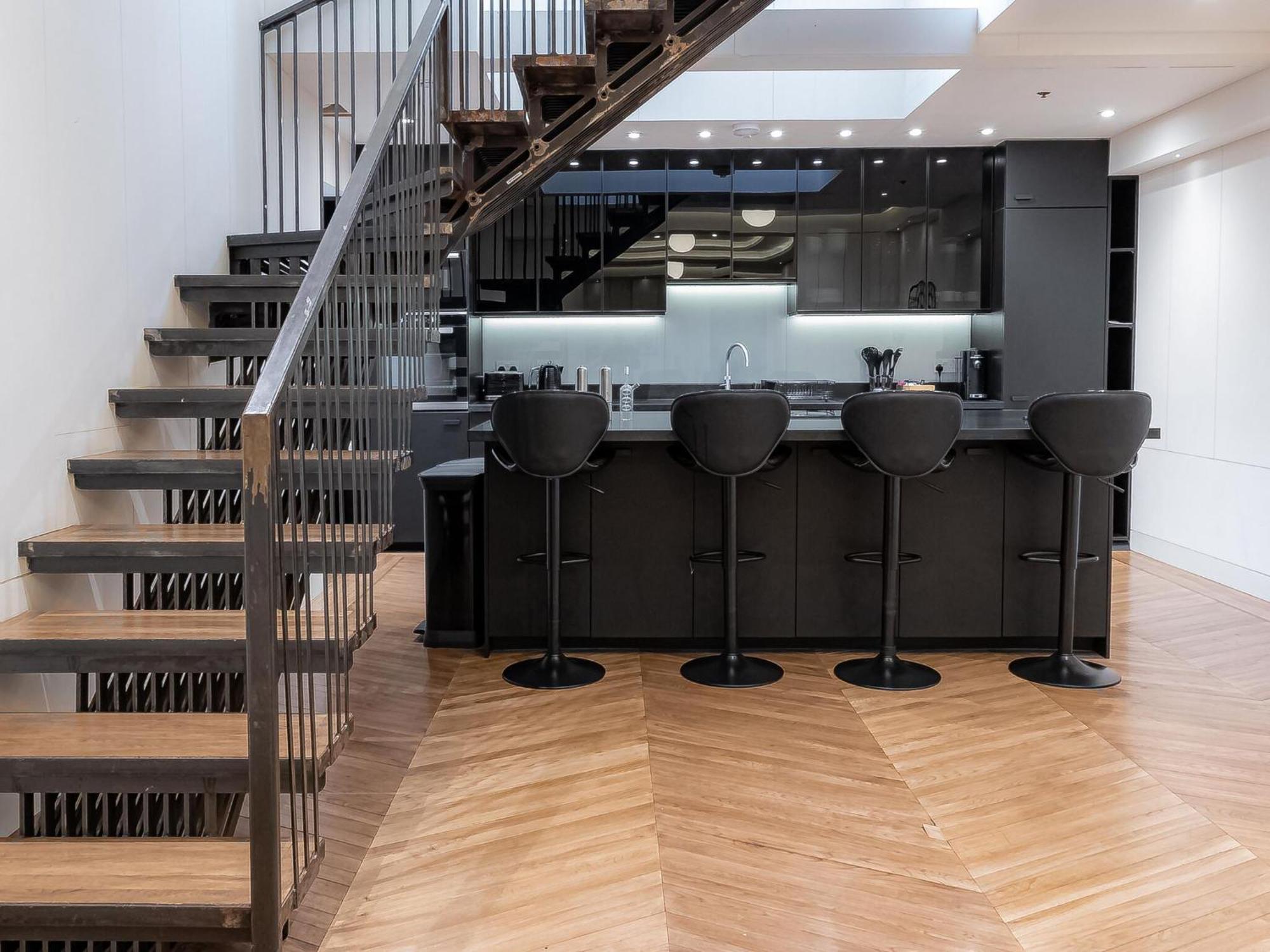Modern Deluxe Five Bedroom House Near Chalk Farm Station By Belvilla London Exterior photo
