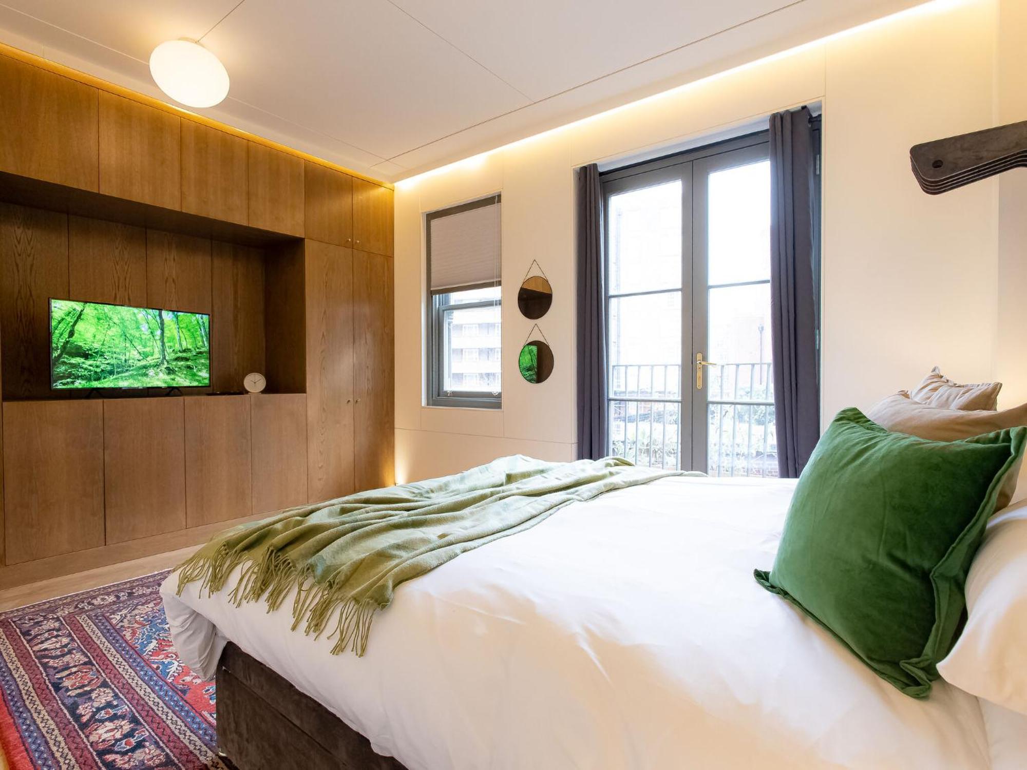 Modern Deluxe Five Bedroom House Near Chalk Farm Station By Belvilla London Exterior photo
